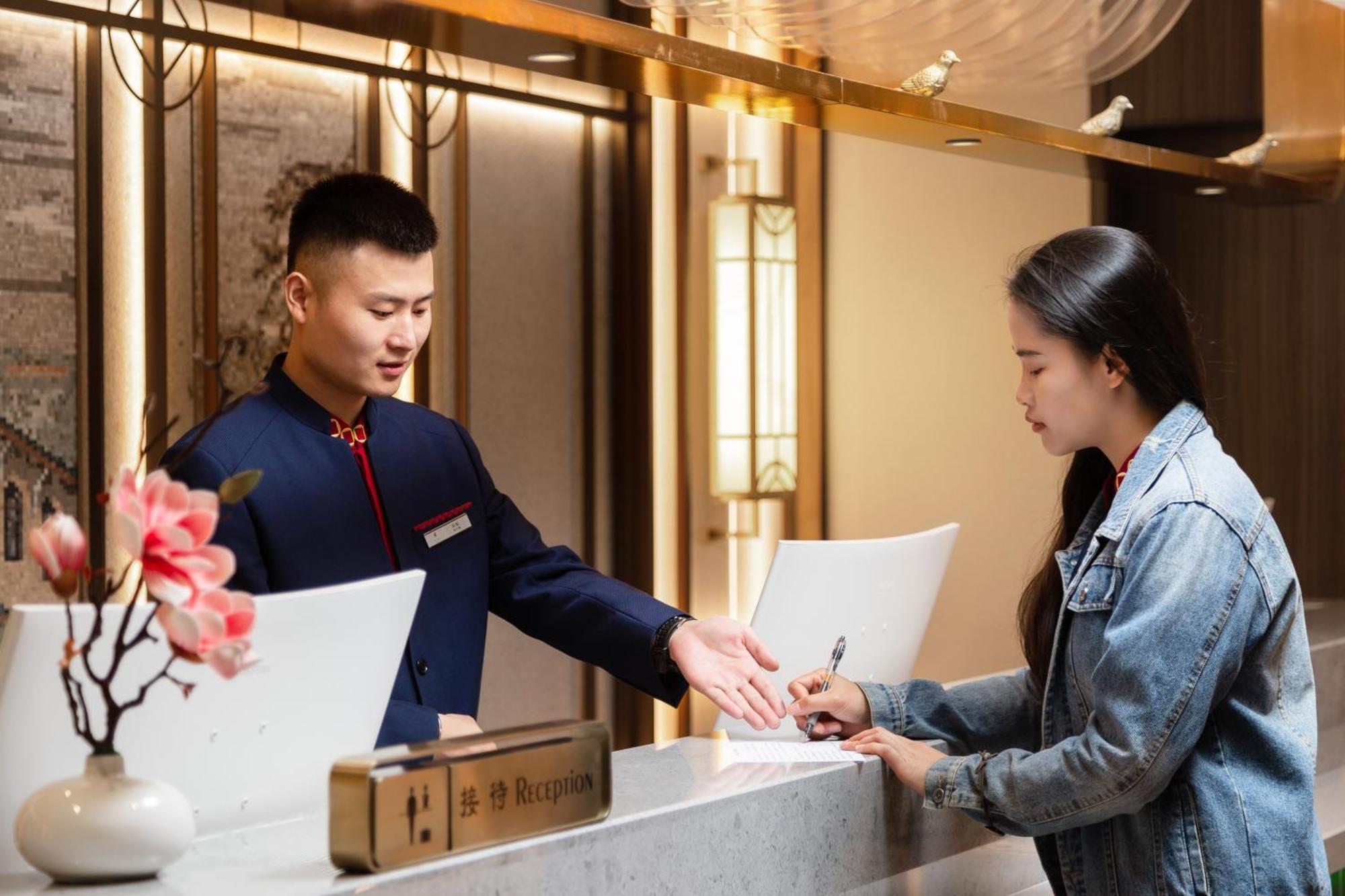 Guangzhou Wogo Yuanbao Hotel-Zhujiang New Town-Free Canton Fair Shuttle Bus & Overseas Buyer Registration Services Exteriör bild